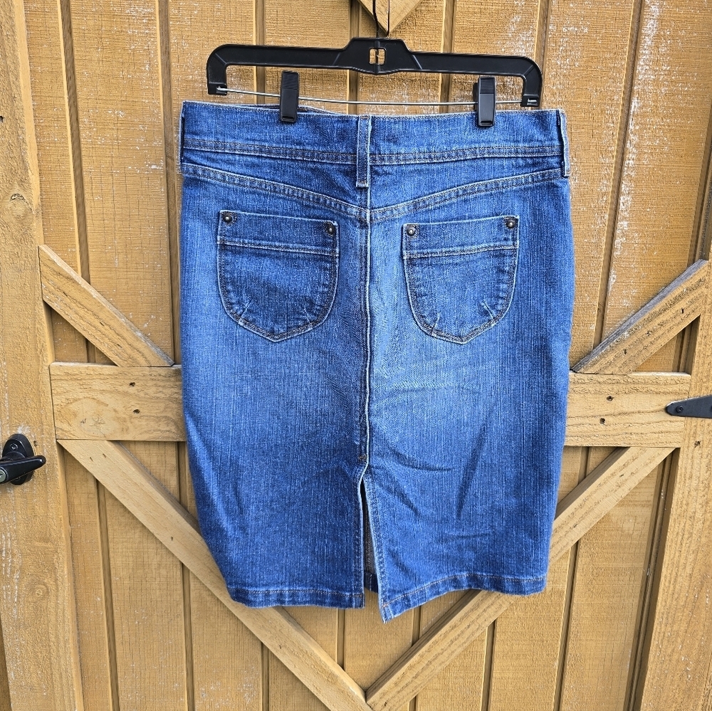 Blue Denim Skirt - Picture 4 of 4
